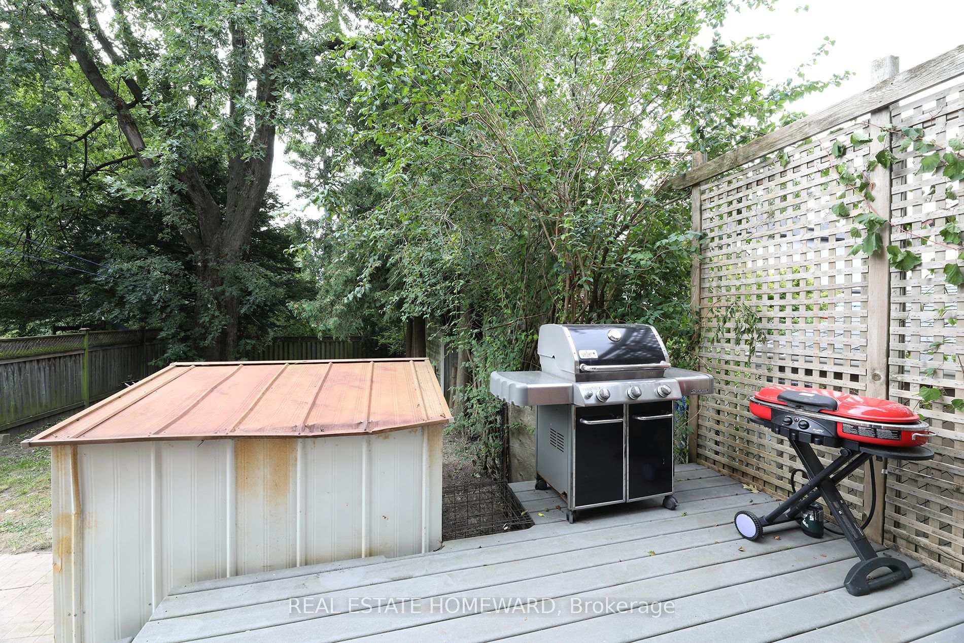 Photo 30 of 1 Pinegrove Avenue, Scarborough, Birchcliffe-Cliffside — HOMEH