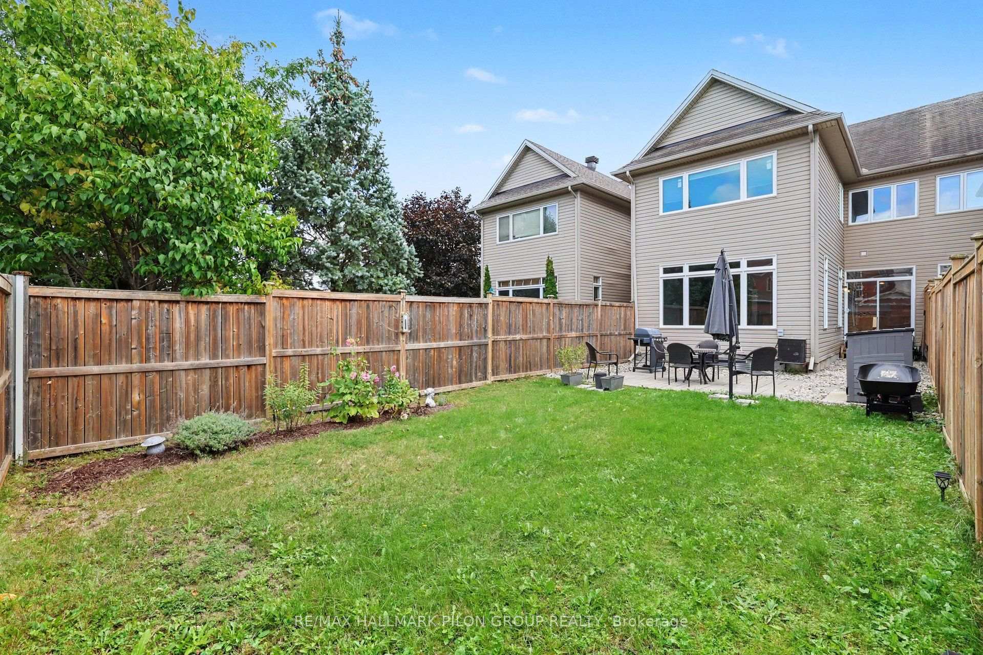 Photo 20 of 1395 Kitchener Avenue, Ottawa, Ellwood — HOMEH