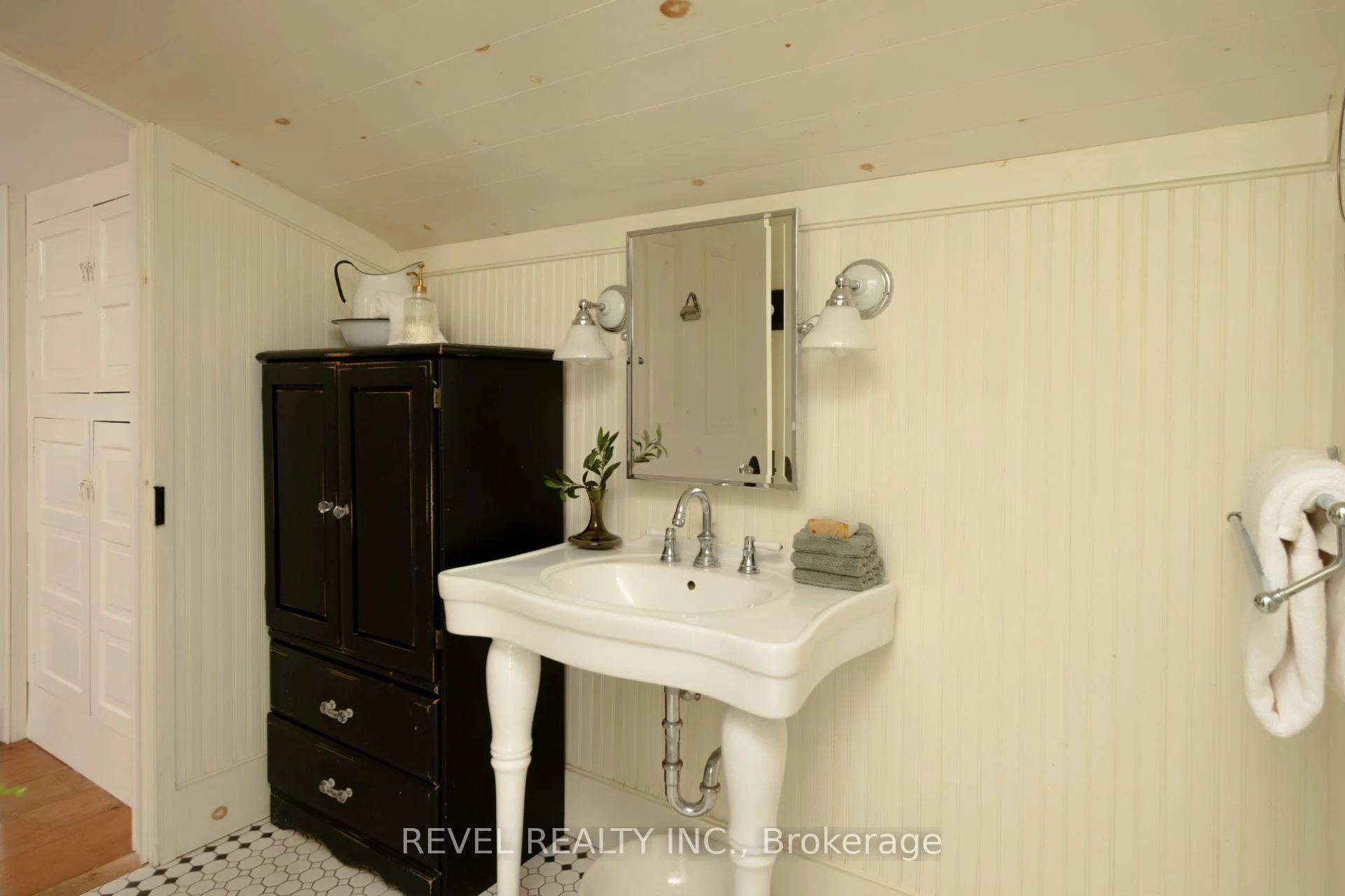 Photo 54 of 7034 Estoril Road, Mississauga, Meadowvale — HOMEH
