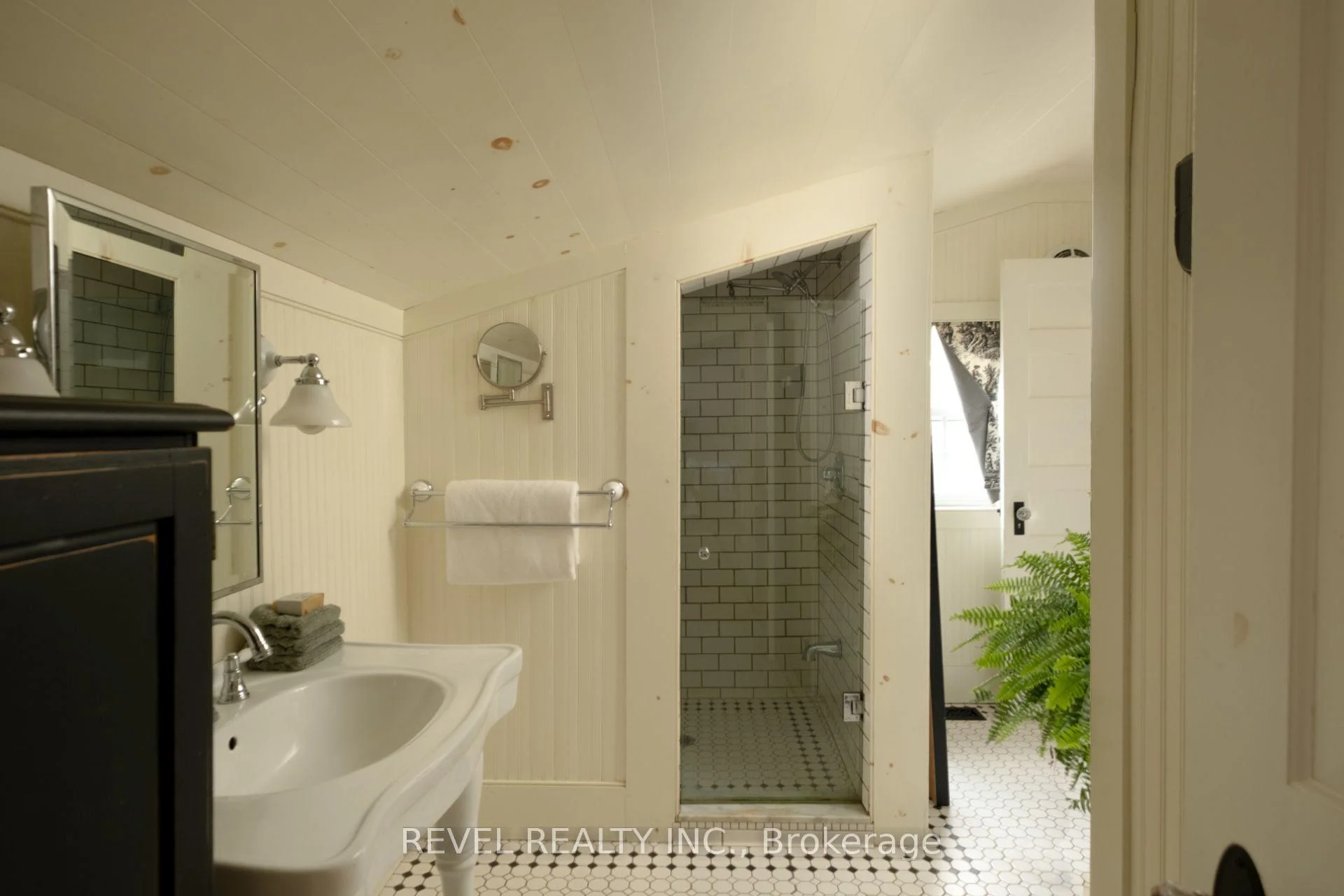 Photo 56 of 7034 Estoril Road, Mississauga, Meadowvale — HOMEH