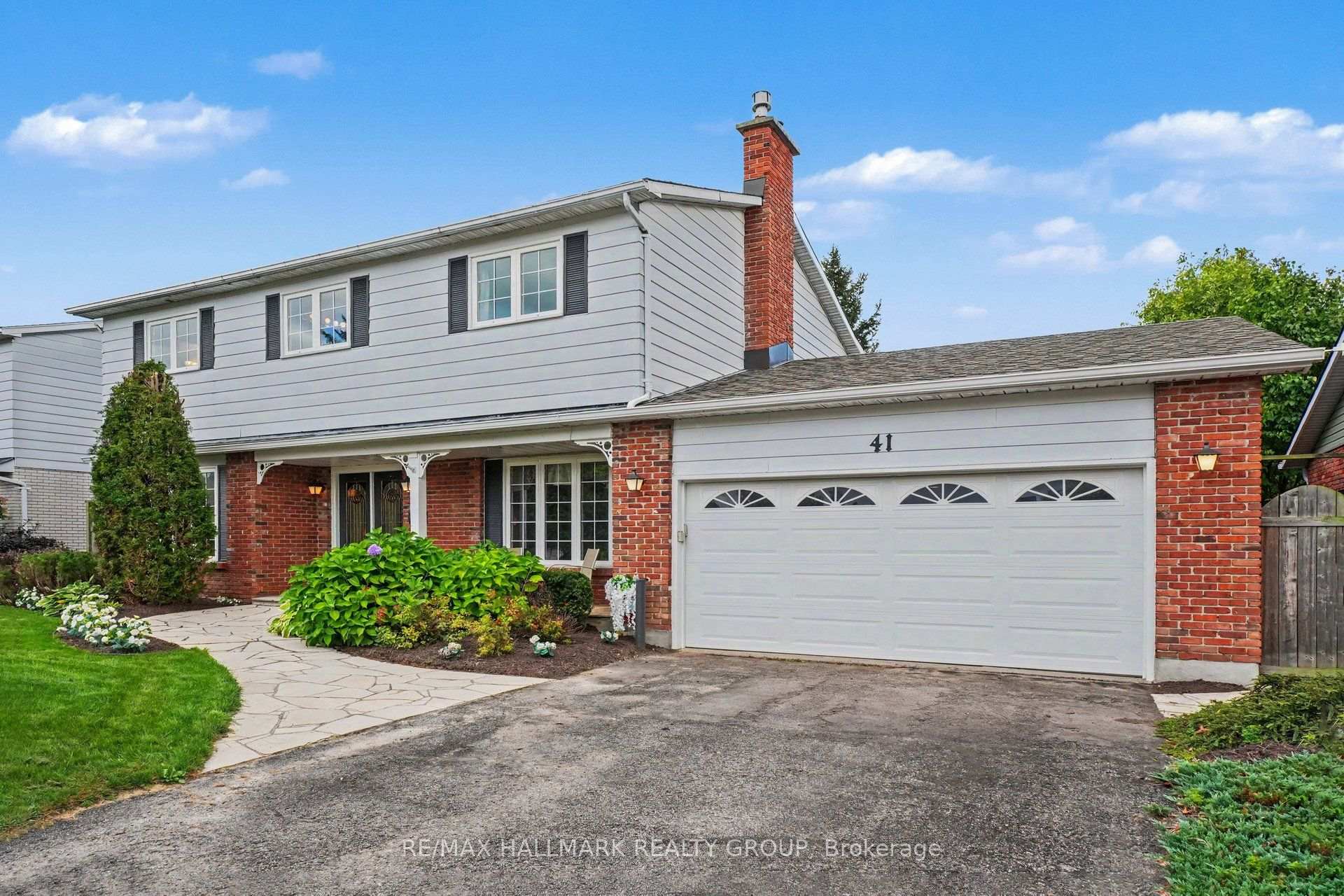 Photo 3 of 41 Denewood Crescent, Ottawa, Pineglen/Country Place — HOMEH