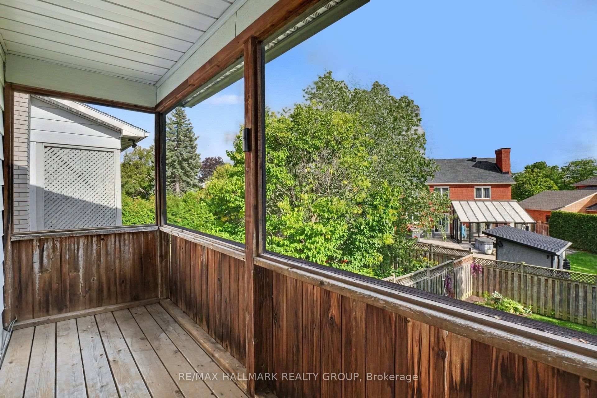 Photo 19 of 41 Denewood Crescent, Ottawa, Pineglen/Country Place — HOMEH