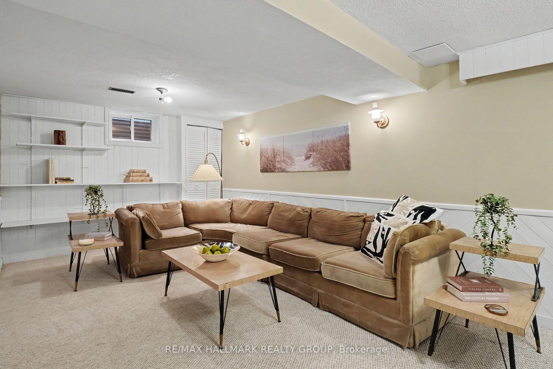 Photo 29 of 41 Denewood Crescent, Ottawa, Pineglen/Country Place — HOMEH