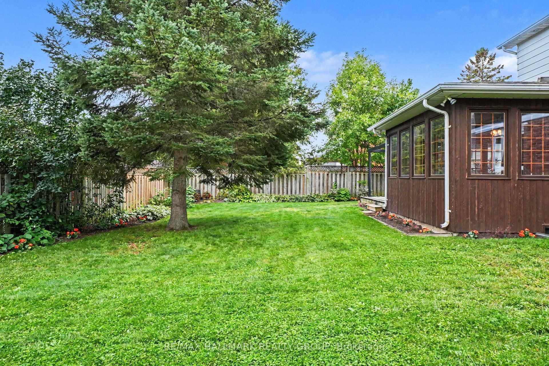 Photo 33 of 41 Denewood Crescent, Ottawa, Pineglen/Country Place — HOMEH