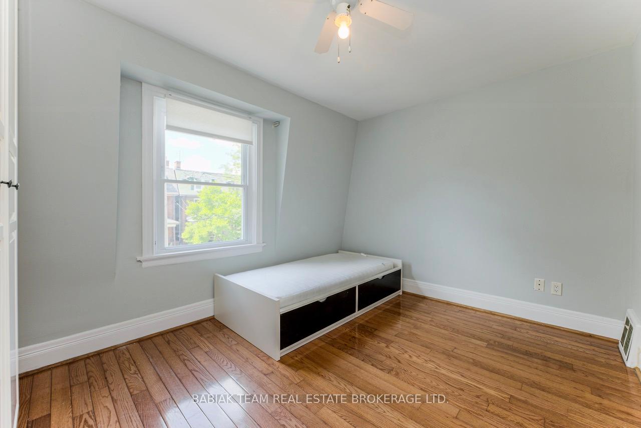Photo 16 of 615 Crawford Street, Toronto, Palmerston-Little Italy — HOMEH