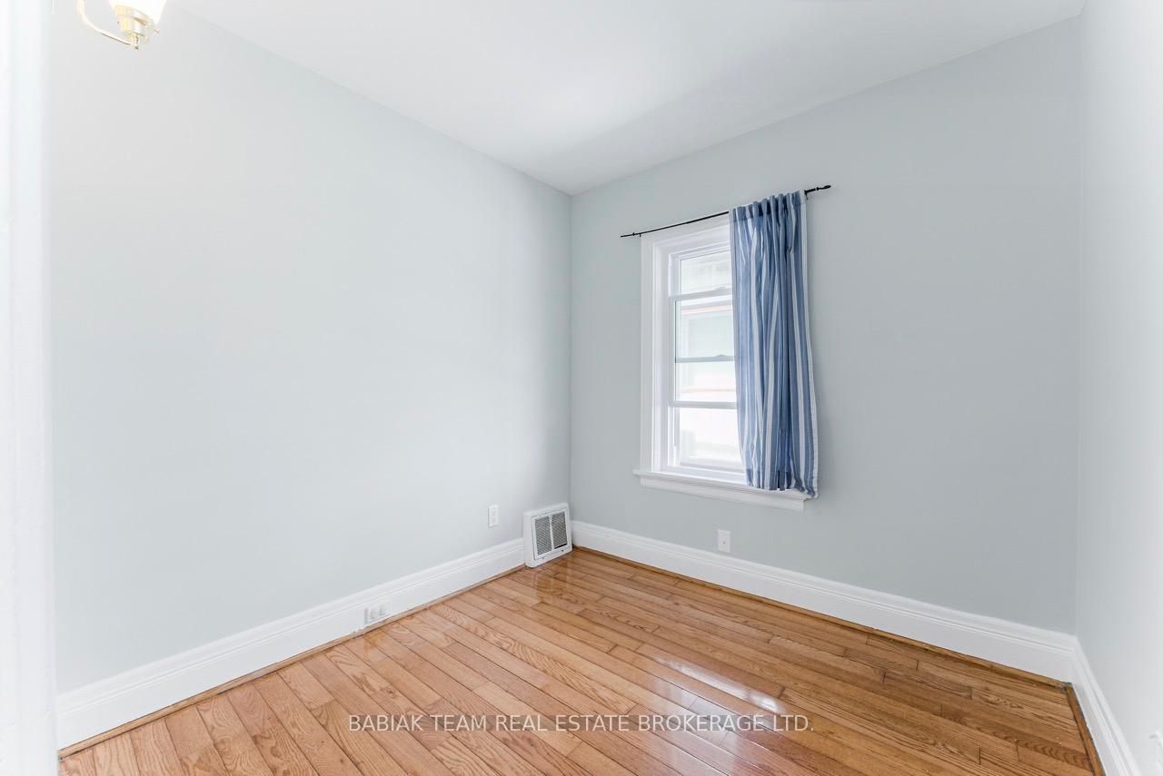 Photo 18 of 615 Crawford Street, Toronto, Palmerston-Little Italy — HOMEH