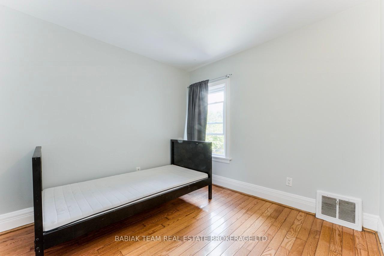 Photo 20 of 615 Crawford Street, Toronto, Palmerston-Little Italy — HOMEH
