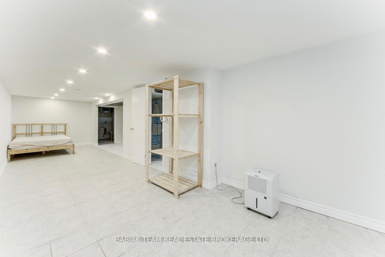 Photo 32 of 615 Crawford Street, Toronto, Palmerston-Little Italy — HOMEH