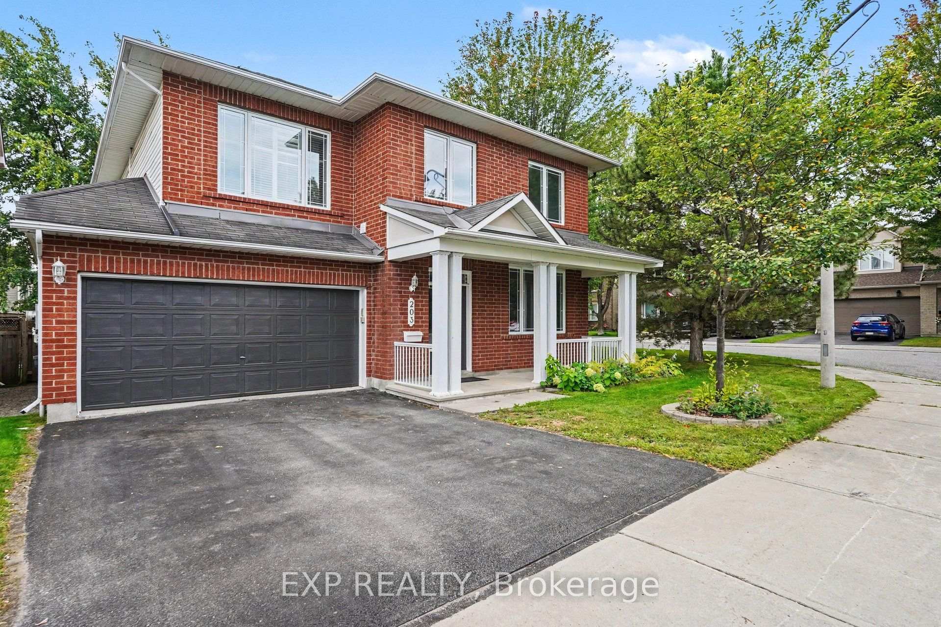 Photo 3 of 203 Harbour View Street, Ottawa, Barrhaven - Strandherd — HOMEH