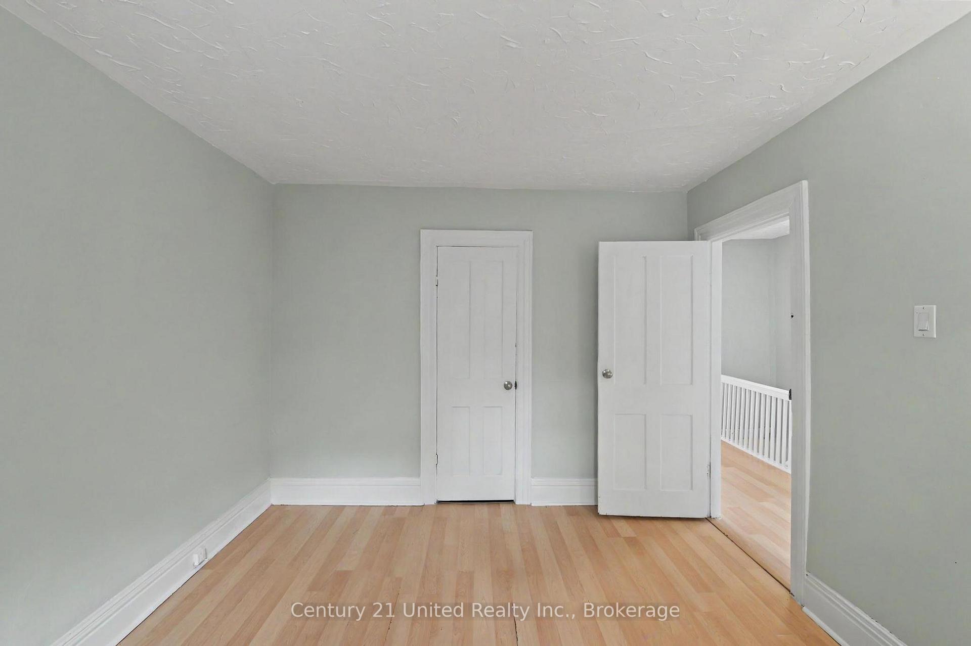 Photo 18 of 554 Sherbrooke Street, Peterborough, Town Ward 3 — HOMEH