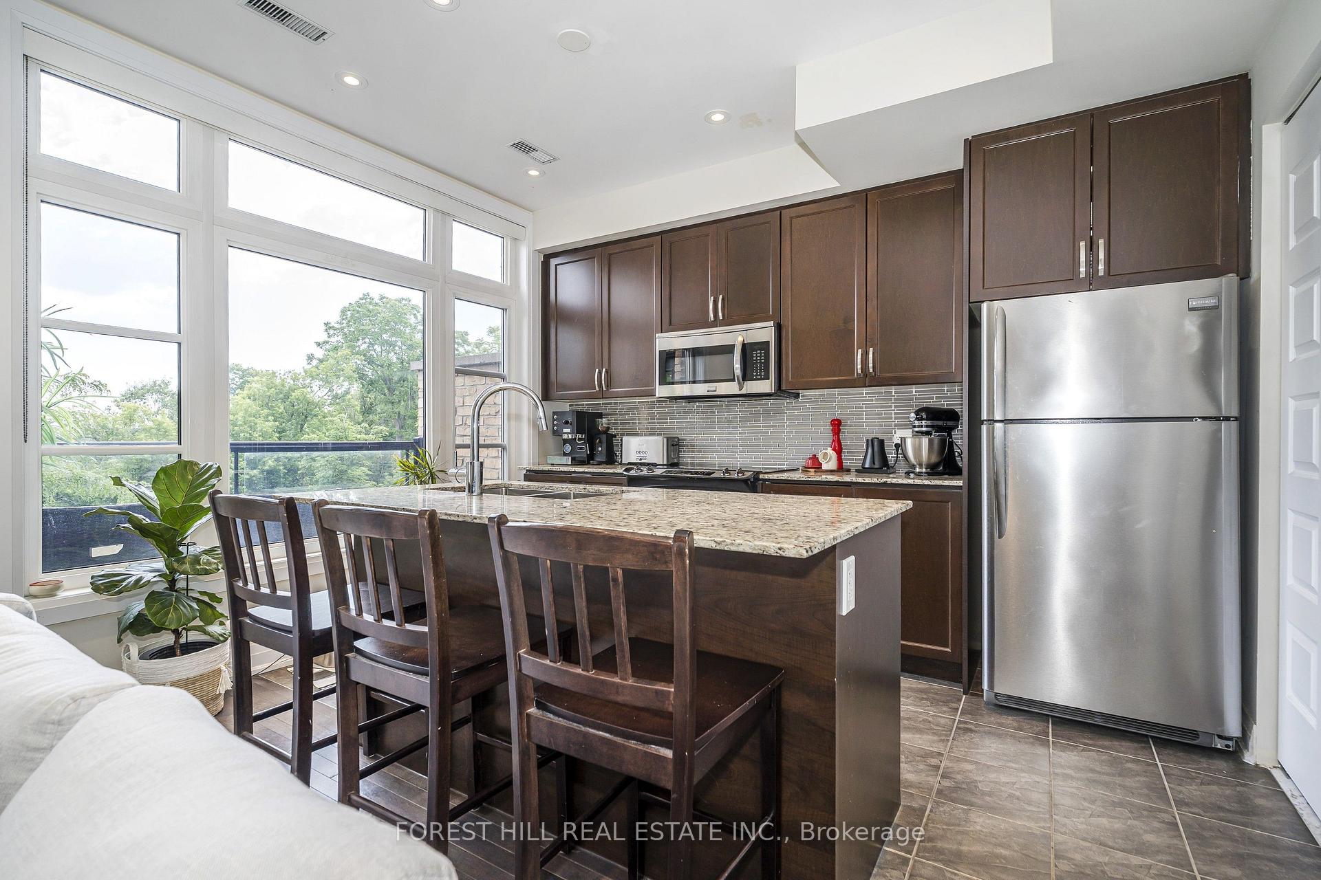 Photo 6 of Unit 28, 8169 Kipling Avenue, Vaughan, West Woodbridge — HOMEH