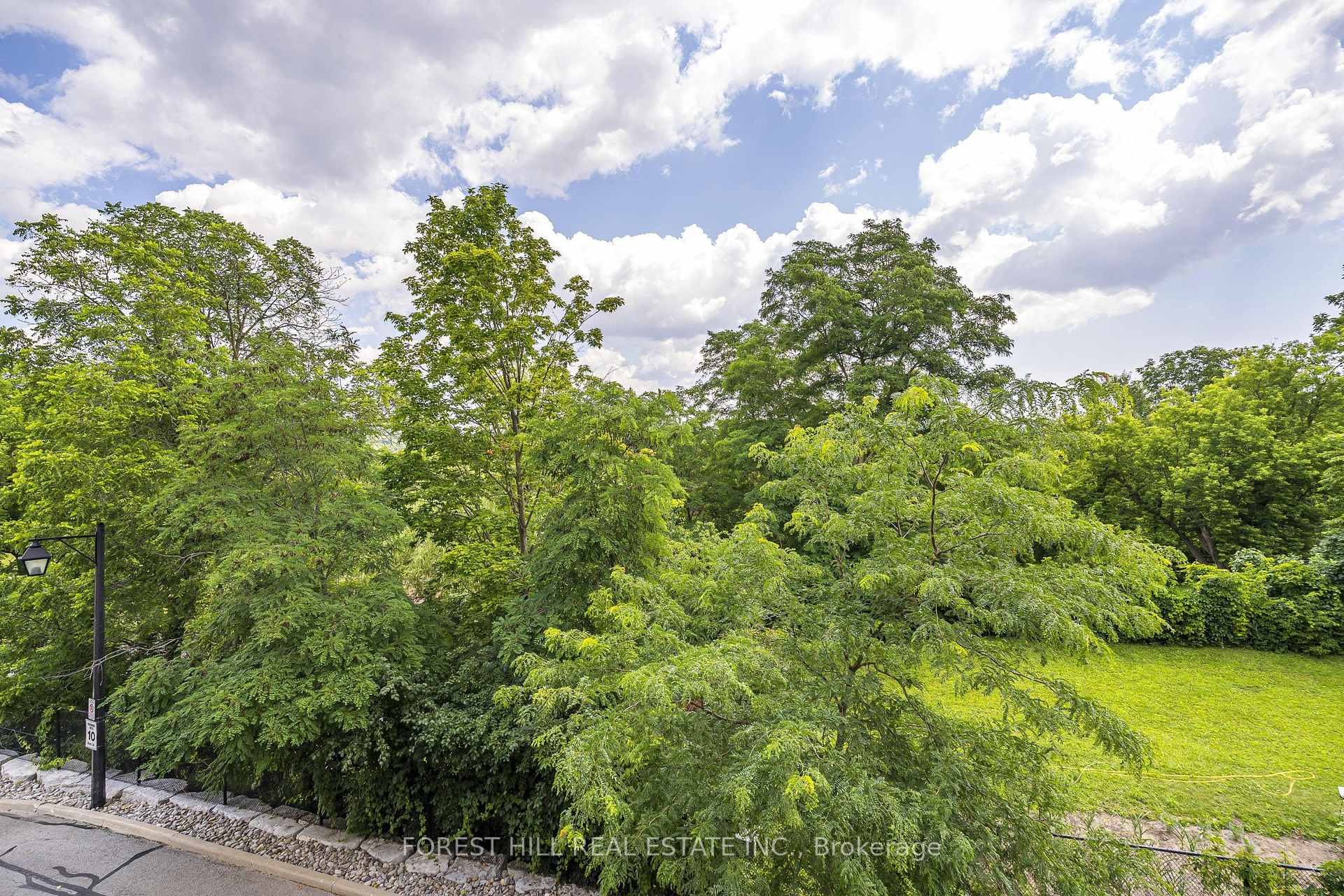 Photo 17 of Unit 28, 8169 Kipling Avenue, Vaughan, West Woodbridge — HOMEH