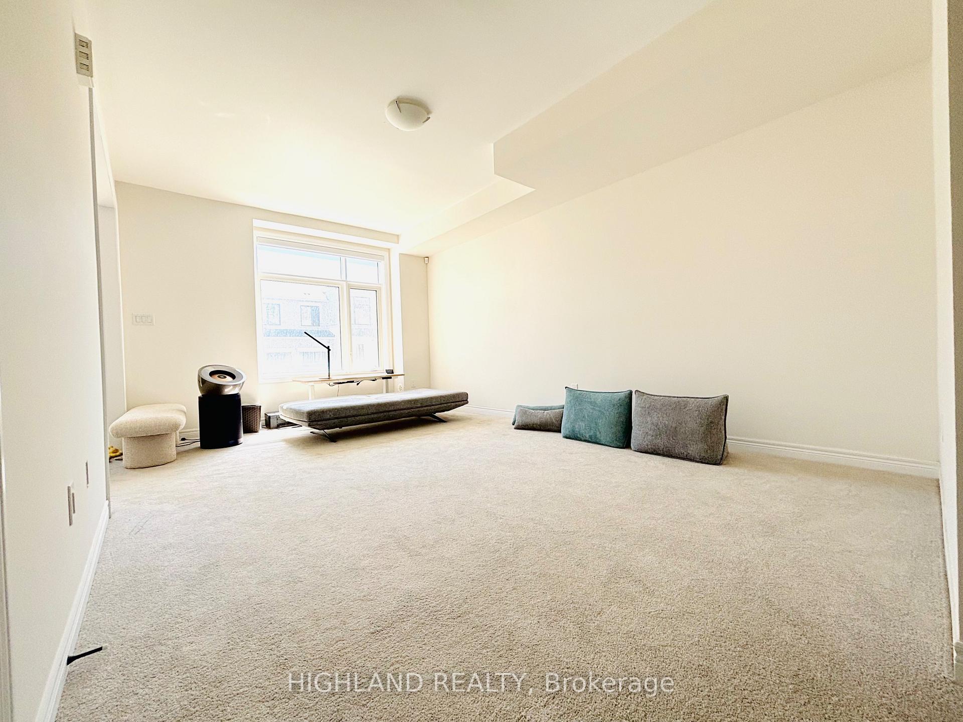 Photo 6 of 12 Robert Eaton Avenue, Markham, Middlefield — HOMEH