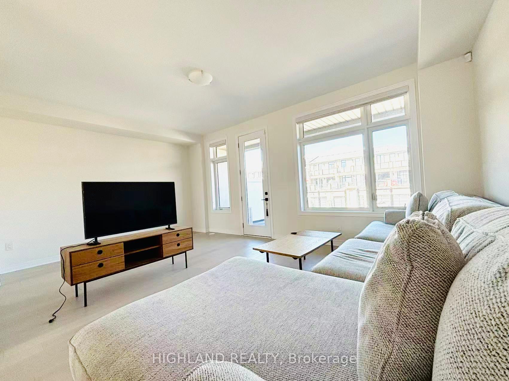 Photo 14 of 12 Robert Eaton Avenue, Markham, Middlefield — HOMEH