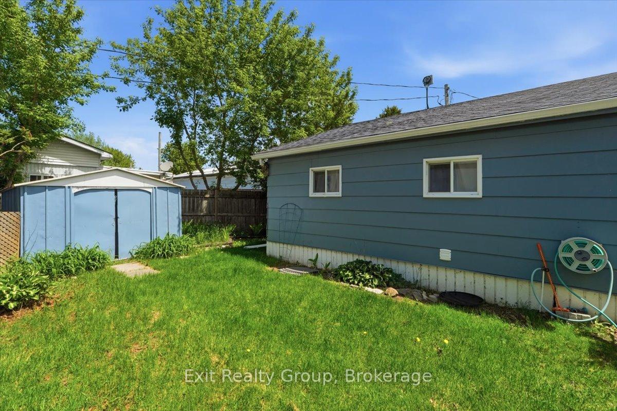 Photo 18 of Unit 63, 63 Whites Road, Quinte West, Sidney Ward — HOMEH