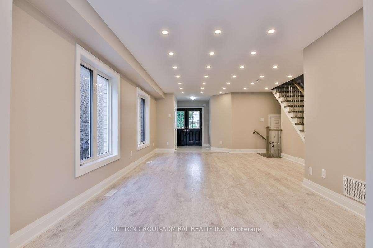 Photo 3 of 99 Maple Sugar Lane, Vaughan, Patterson — HOMEH