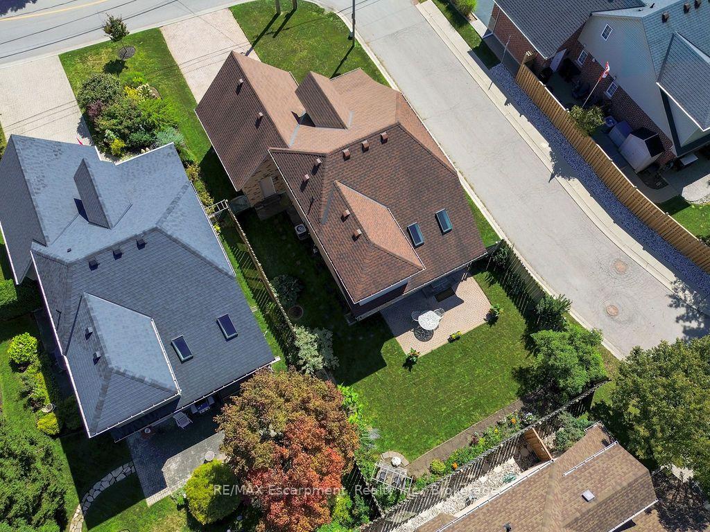 Photo 2 of 1175 Bellview Crescent, Burlington, Brant — HOMEH