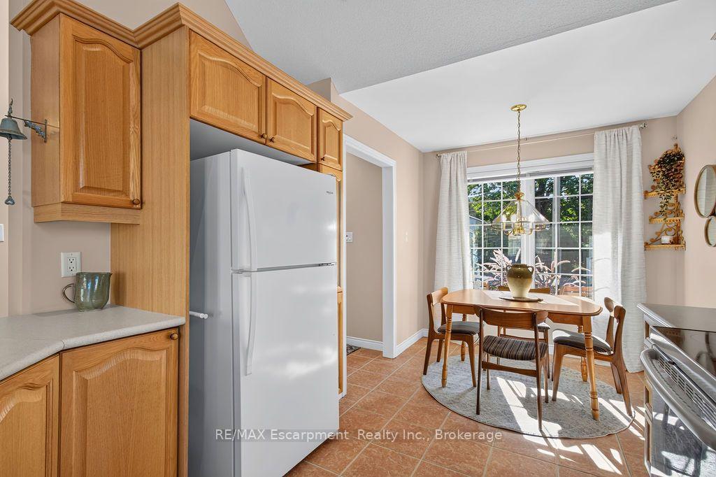 Photo 9 of 1175 Bellview Crescent, Burlington, Brant — HOMEH