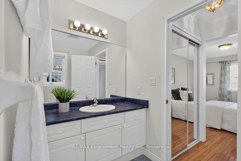 Photo 25 of 1175 Bellview Crescent, Burlington, Brant — HOMEH