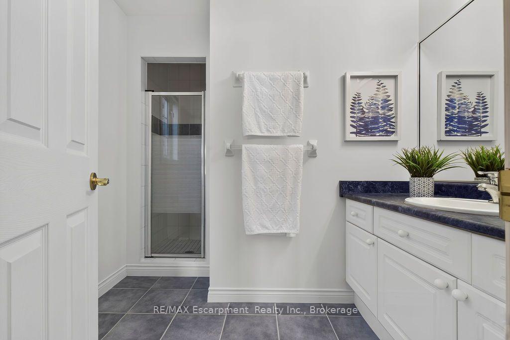 Photo 26 of 1175 Bellview Crescent, Burlington, Brant — HOMEH