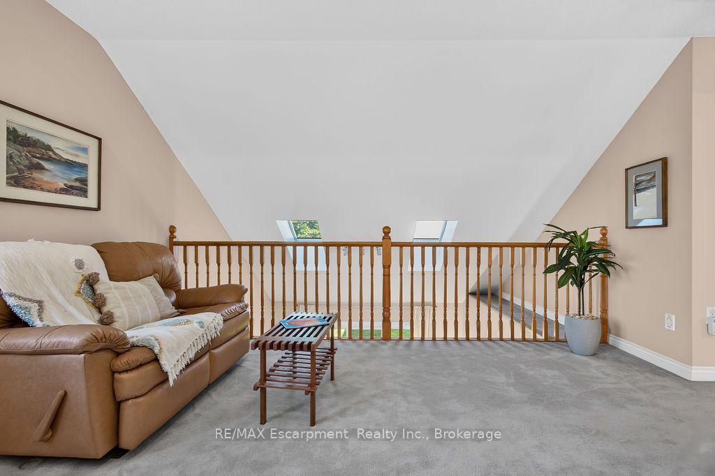Photo 31 of 1175 Bellview Crescent, Burlington, Brant — HOMEH