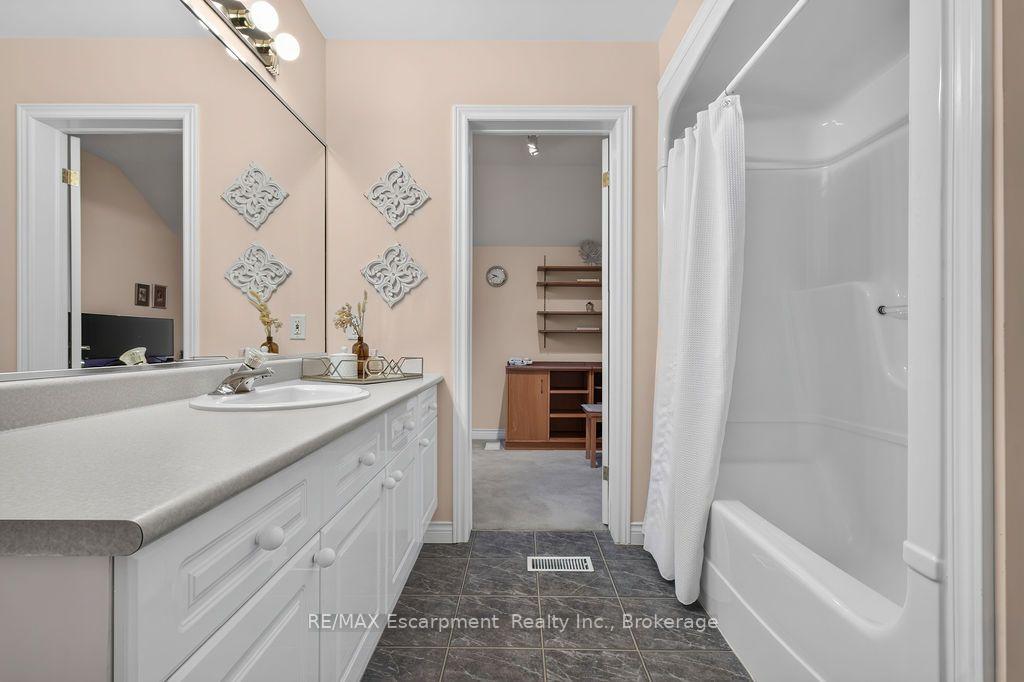 Photo 34 of 1175 Bellview Crescent, Burlington, Brant — HOMEH