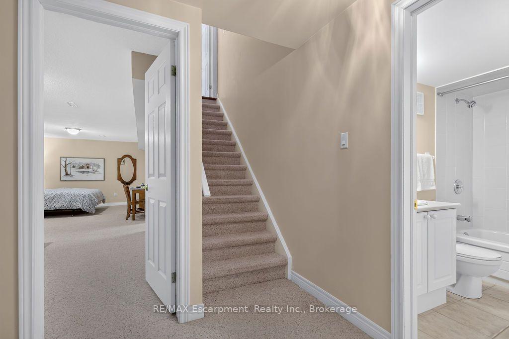 Photo 36 of 1175 Bellview Crescent, Burlington, Brant — HOMEH