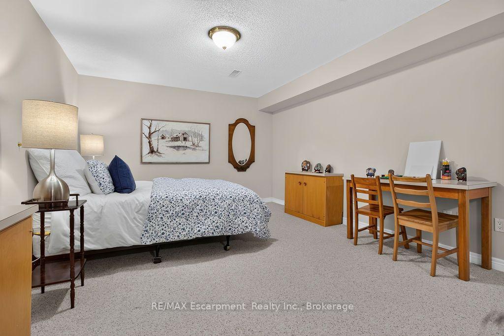 Photo 39 of 1175 Bellview Crescent, Burlington, Brant — HOMEH