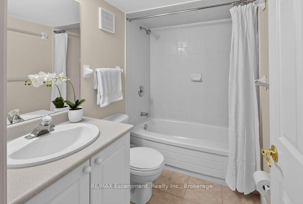 Photo 42 of 1175 Bellview Crescent, Burlington, Brant — HOMEH