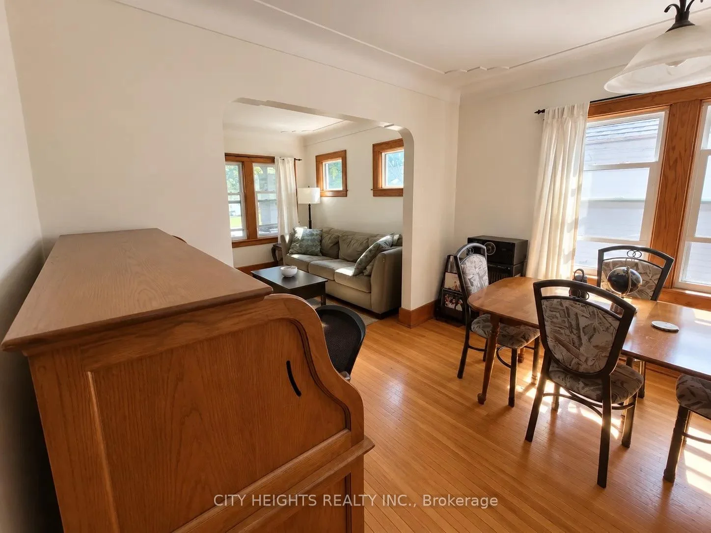 Photo 28 of 1827 Moy Avenue, Windsor, South Walkerville — HOMEH