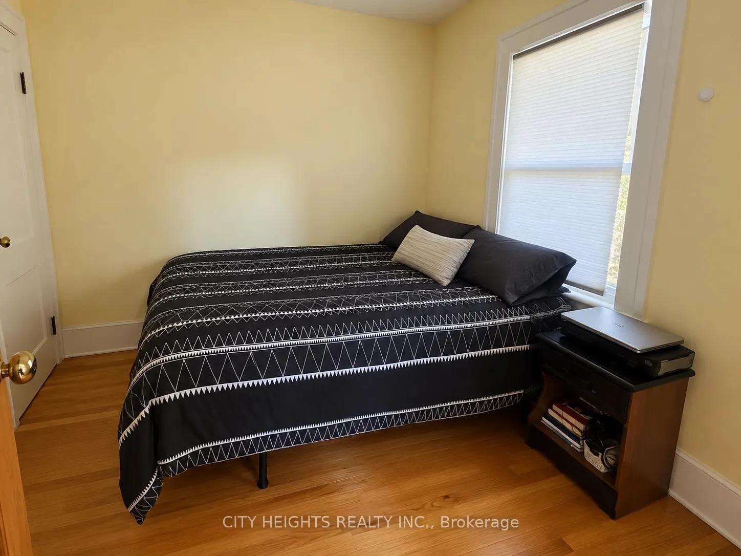 Photo 34 of 1827 Moy Avenue, Windsor, South Walkerville — HOMEH