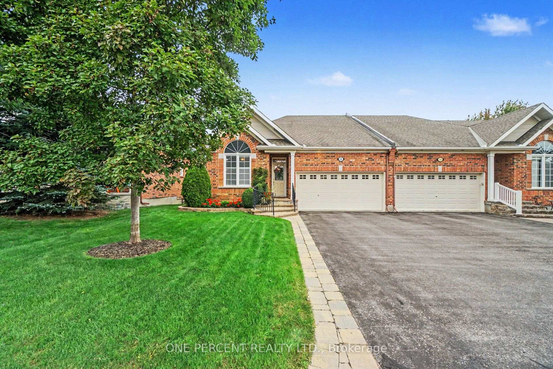 Photo 2 of 214 Cairnsmore Circle, Ottawa, Barrhaven - Stonebridge — HOMEH