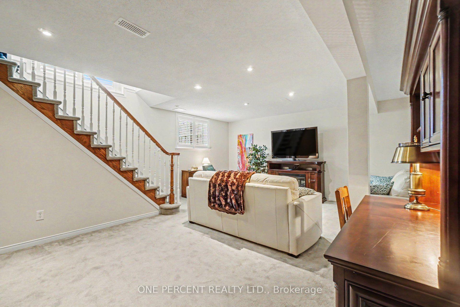 Photo 28 of 214 Cairnsmore Circle, Ottawa, Barrhaven - Stonebridge — HOMEH