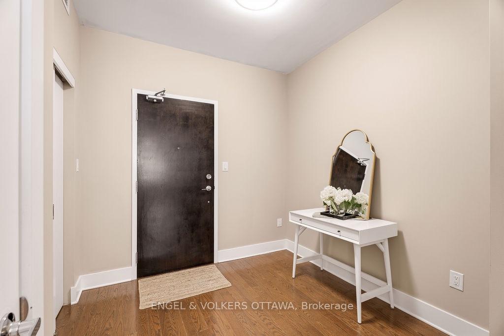 Photo 2 of Unit 418, 101 Richmond Road, Ottawa, Westboro South — HOMEH