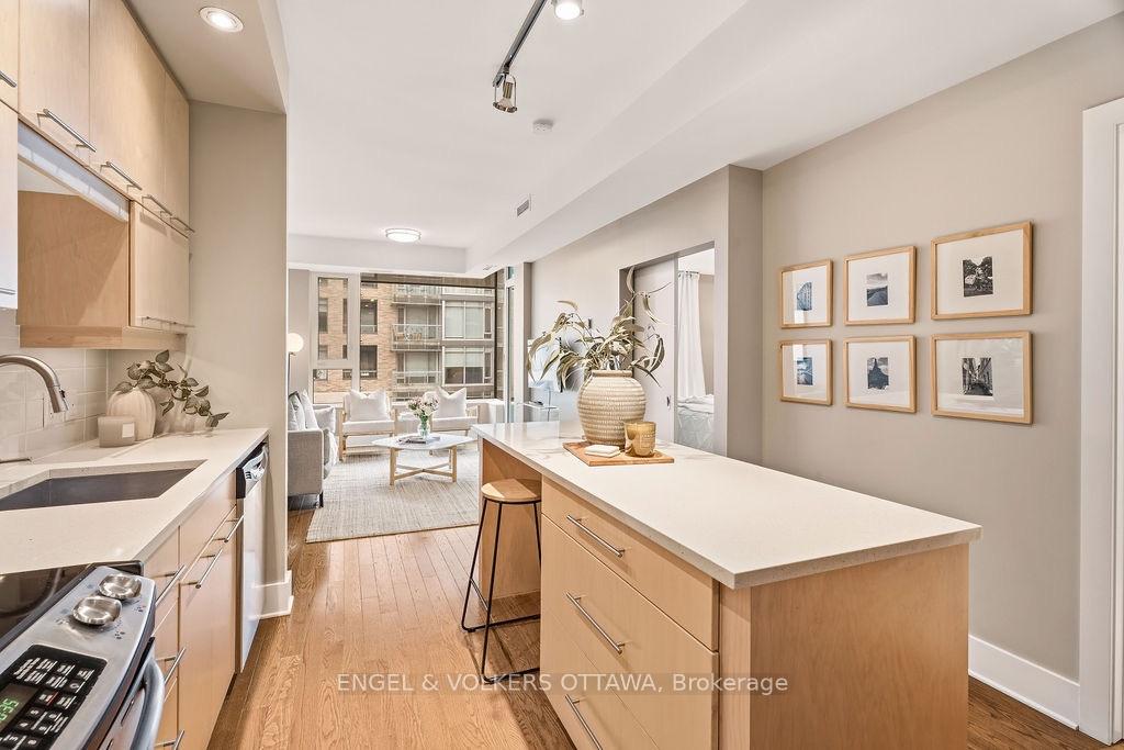 Photo 3 of Unit 418, 101 Richmond Road, Ottawa, Westboro South — HOMEH