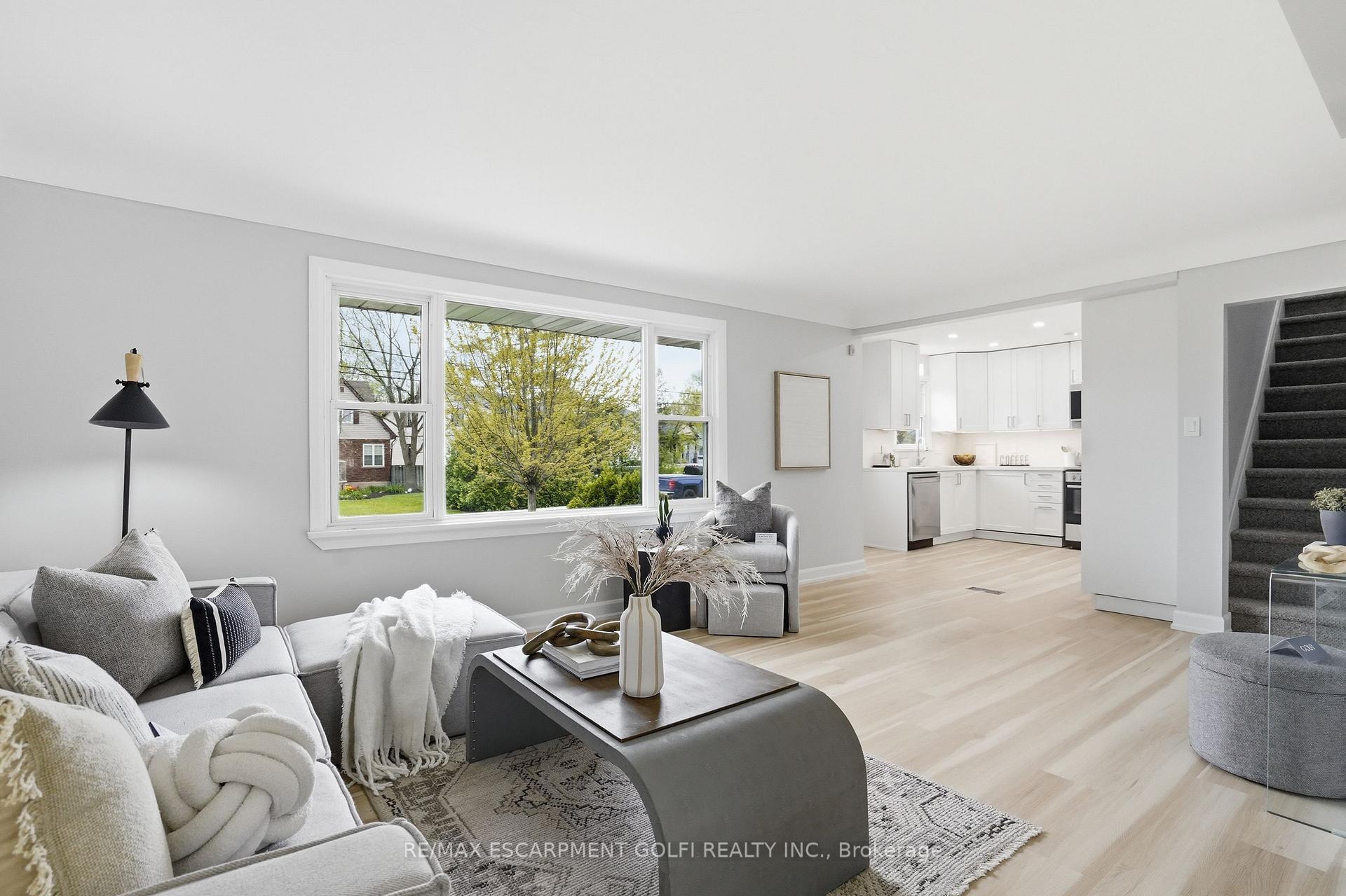 Photo 11 of 12 Valley Road, St. Catharines, Rykert/Vansickle — HOMEH