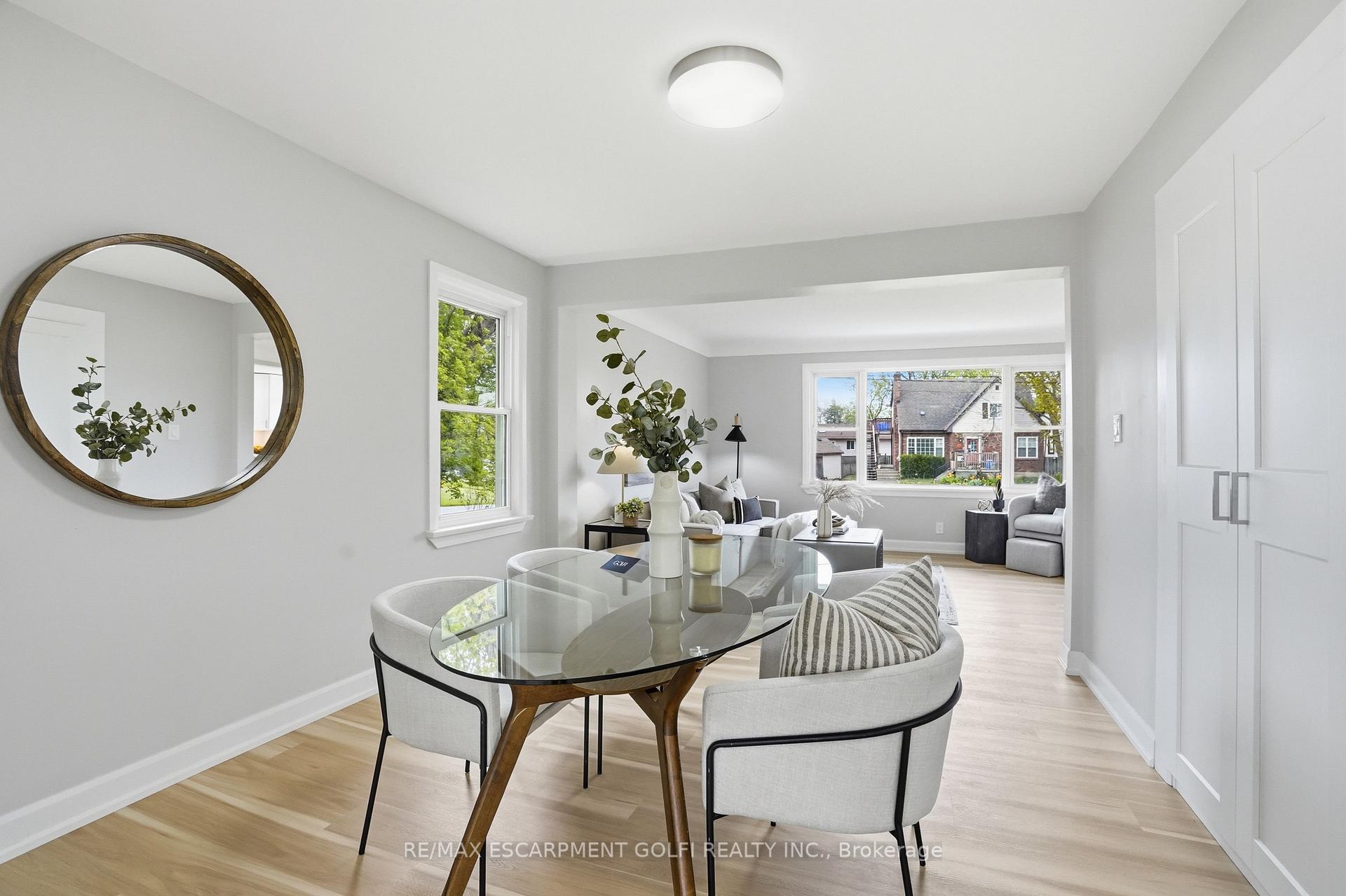 Photo 14 of 12 Valley Road, St. Catharines, Rykert/Vansickle — HOMEH