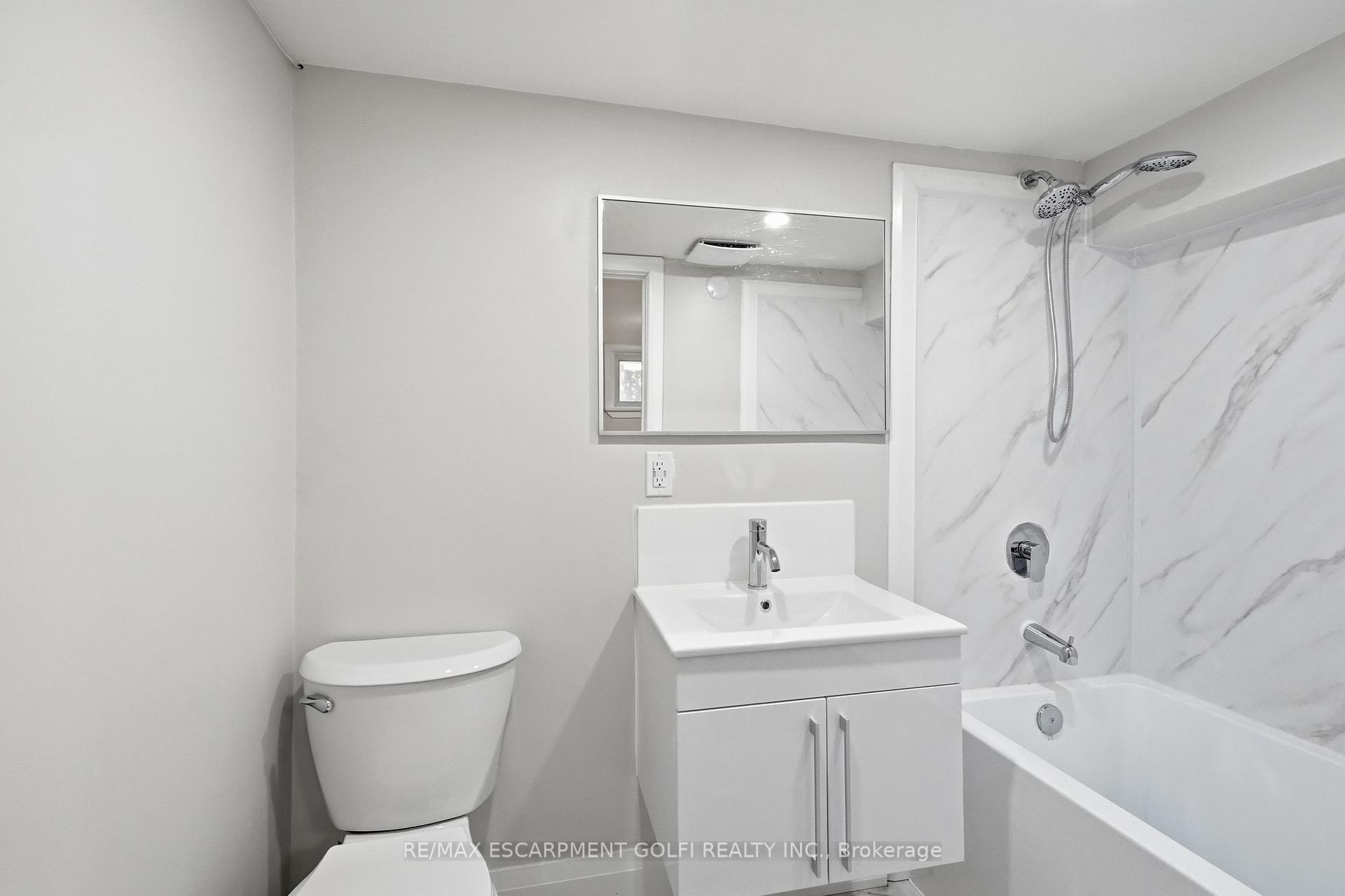 Photo 28 of 12 Valley Road, St. Catharines, Rykert/Vansickle — HOMEH