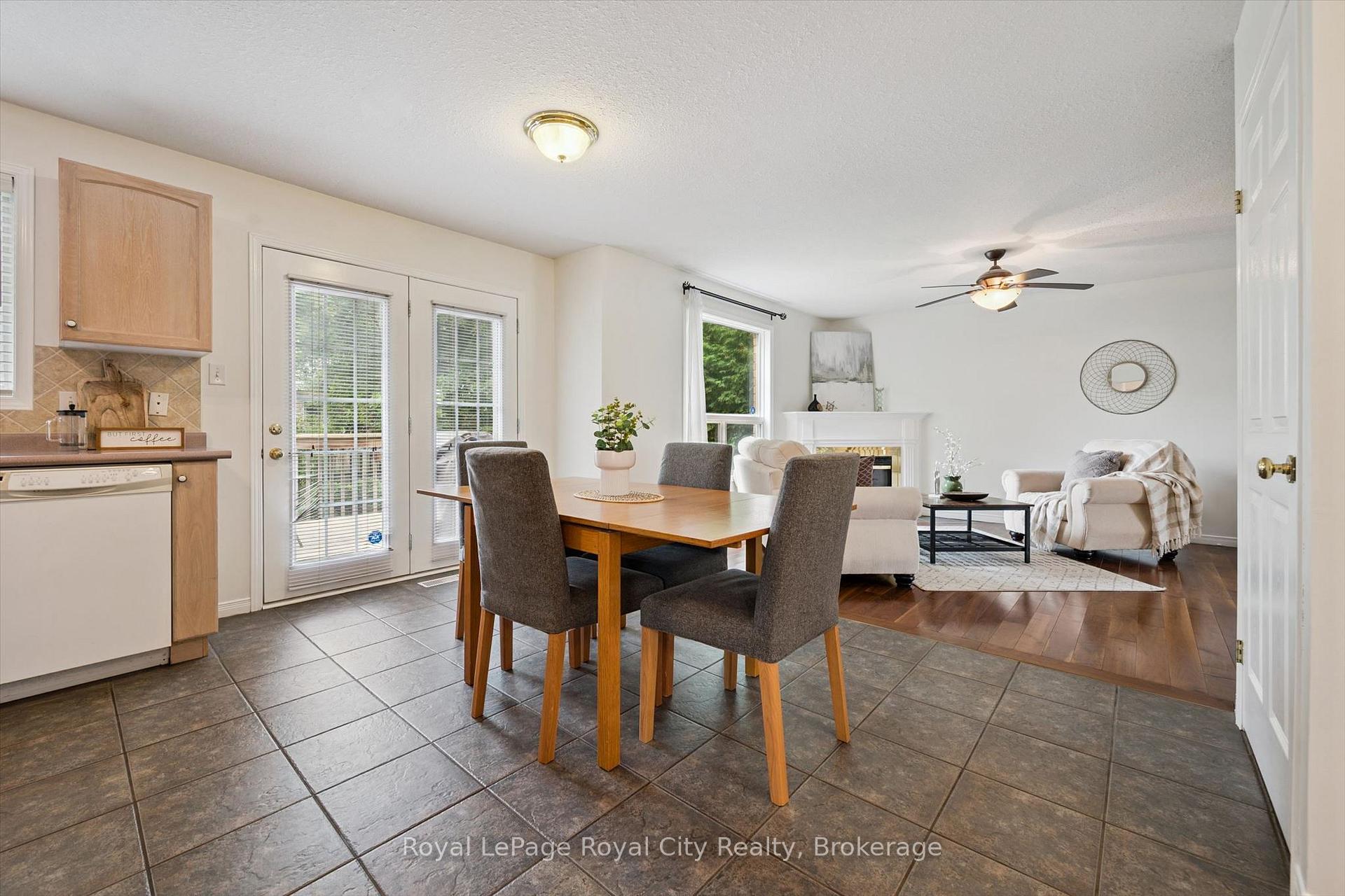Photo 13 of 3 Munroe Crescent, Guelph, Clairfields/Hanlon Business Park — HOMEH