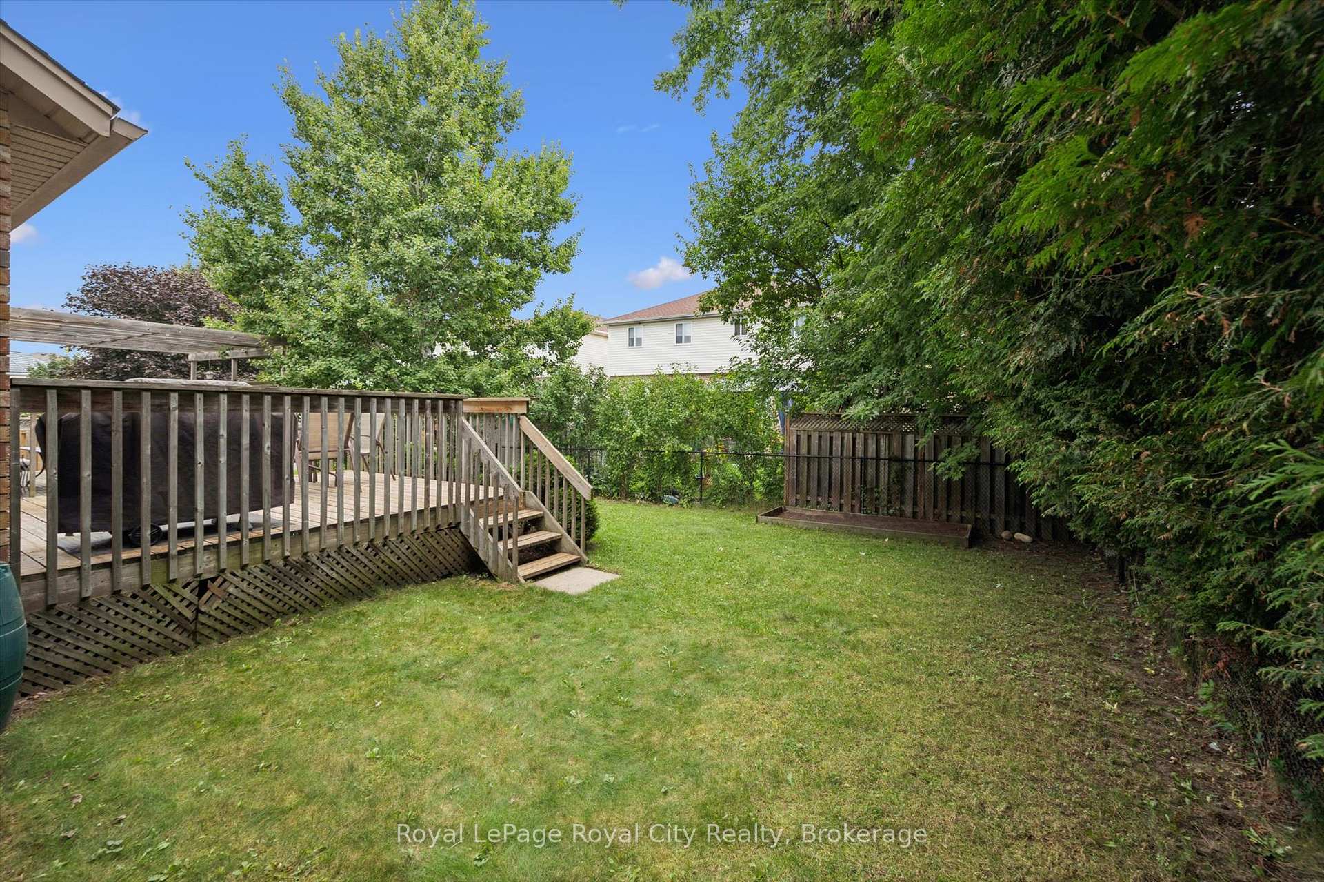 Photo 41 of 3 Munroe Crescent, Guelph, Clairfields/Hanlon Business Park — HOMEH