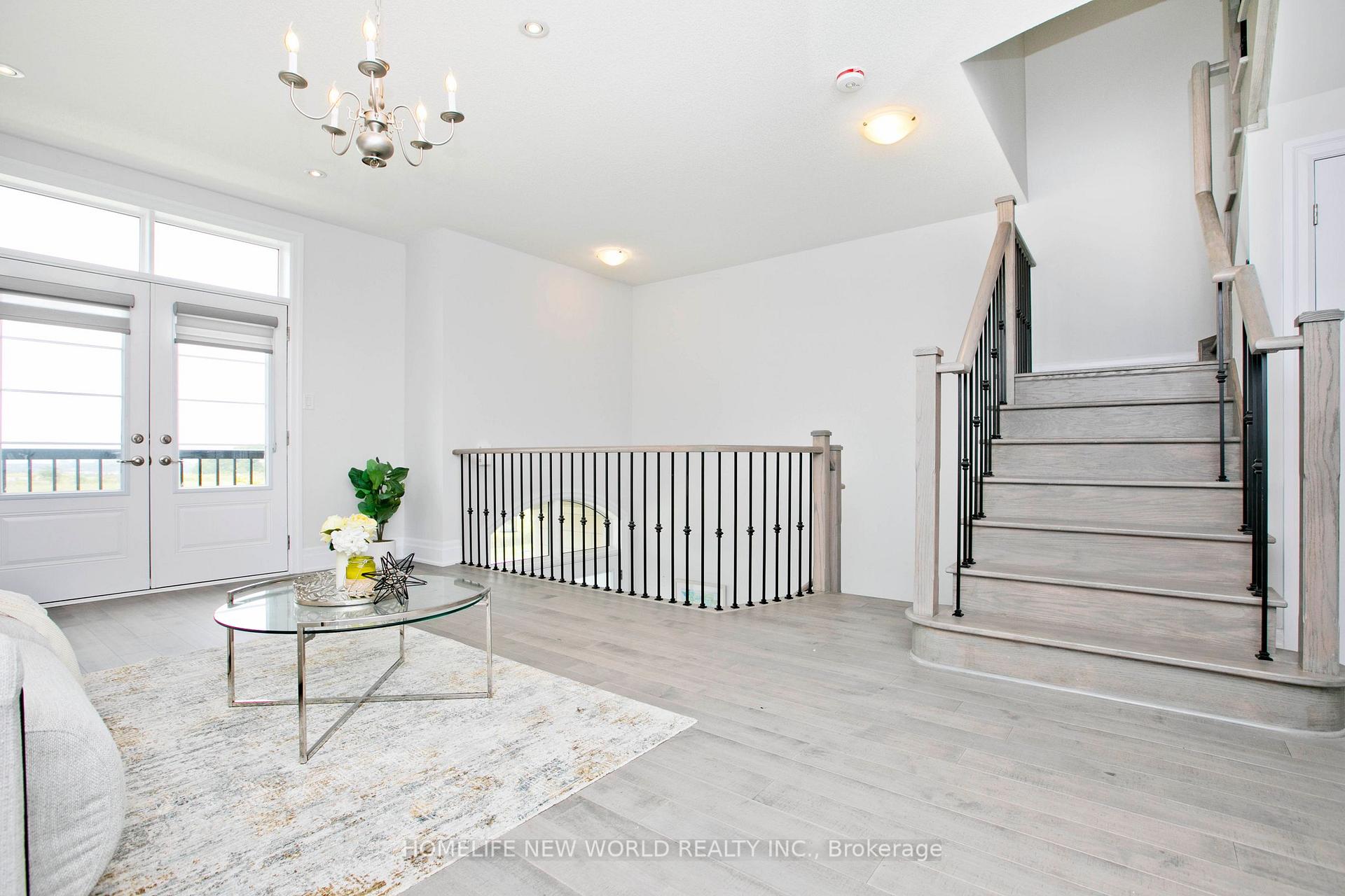 Photo 9 of 18 Campobello Street, Vaughan, Patterson — HOMEH