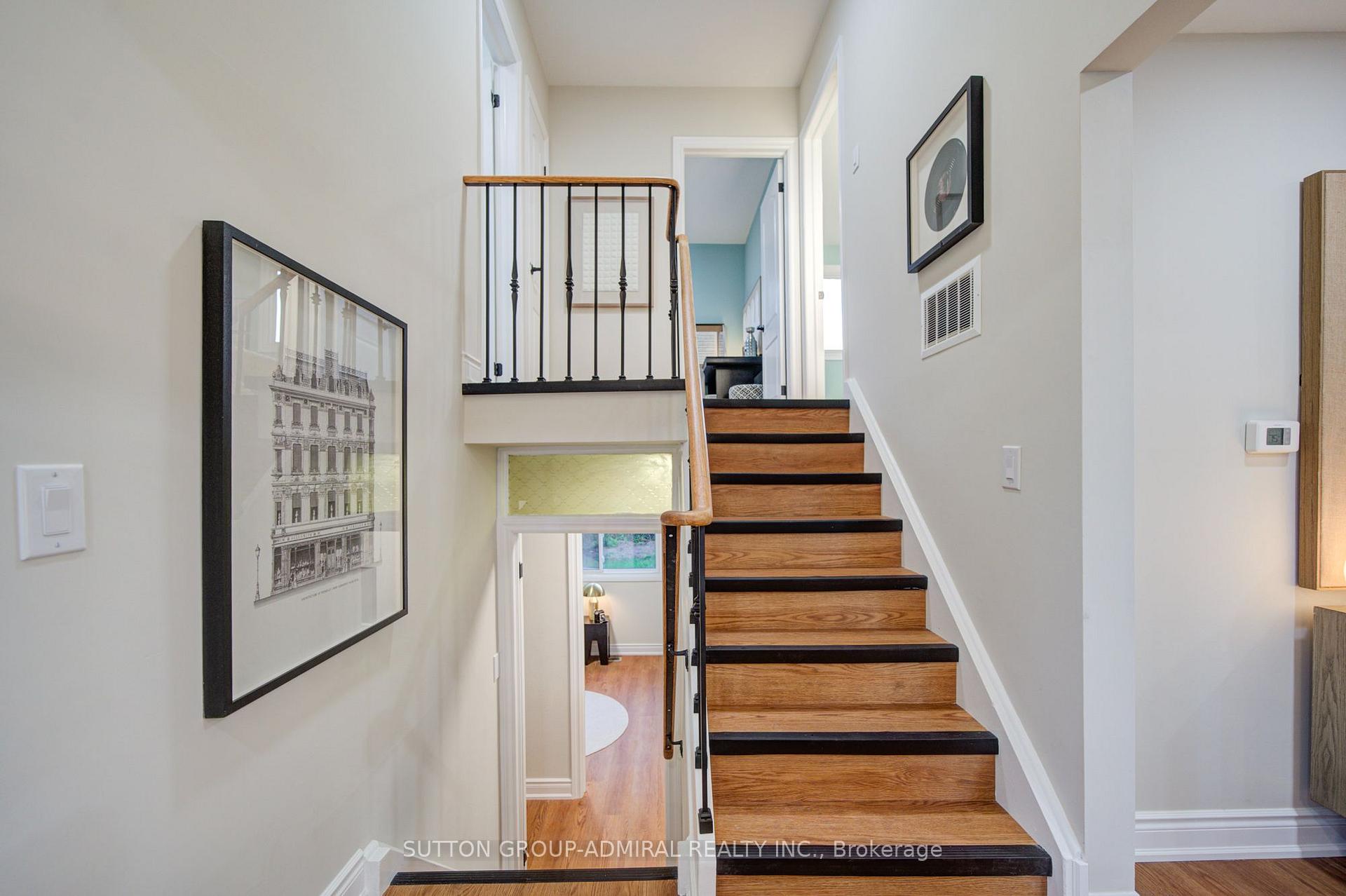 Photo 19 of 78 Clayhall Crescent, North York, York University Heights — HOMEH