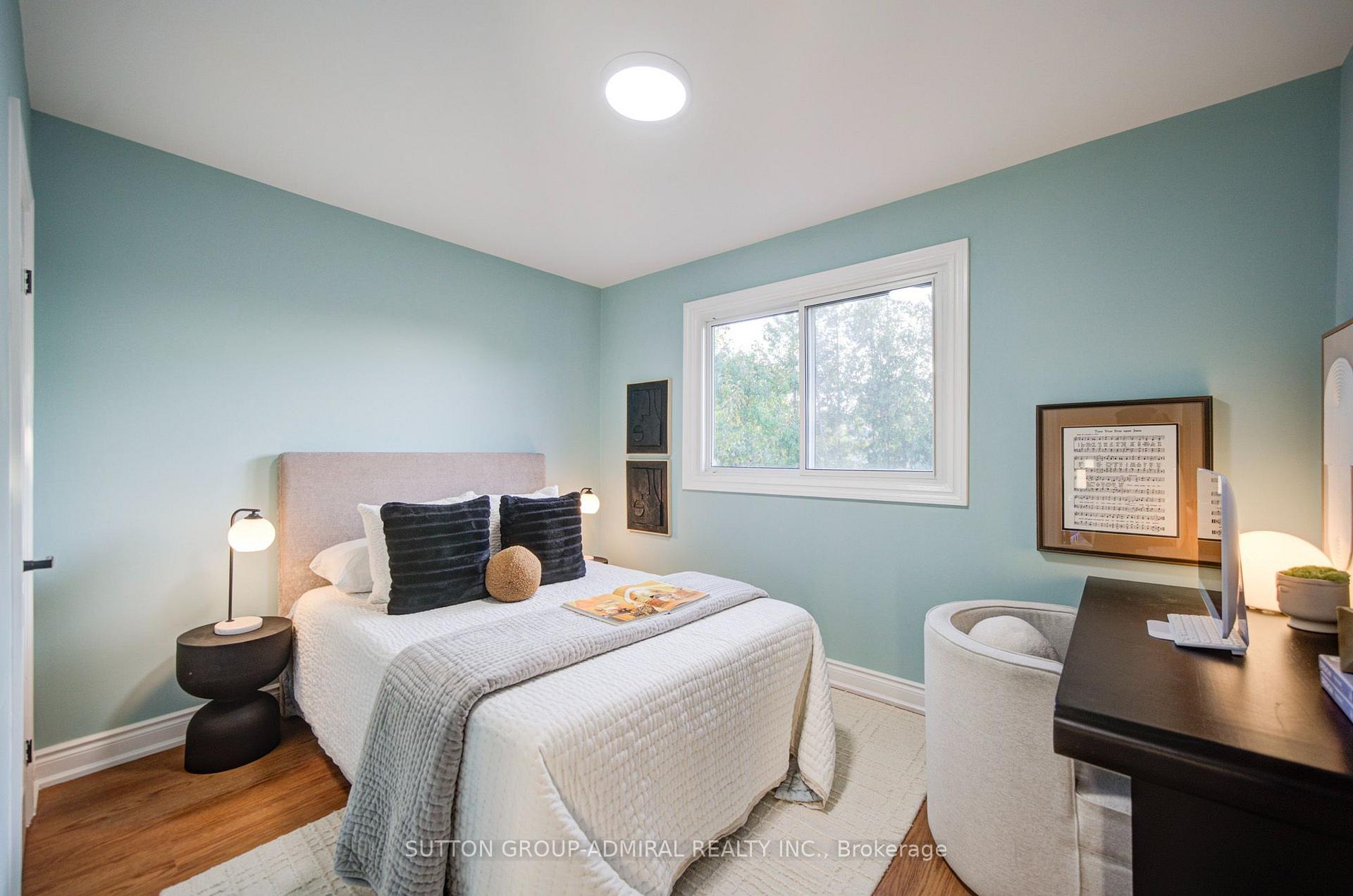Photo 21 of 78 Clayhall Crescent, North York, York University Heights — HOMEH
