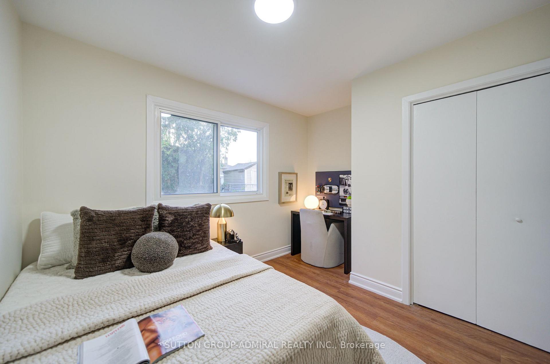 Photo 29 of 78 Clayhall Crescent, North York, York University Heights — HOMEH