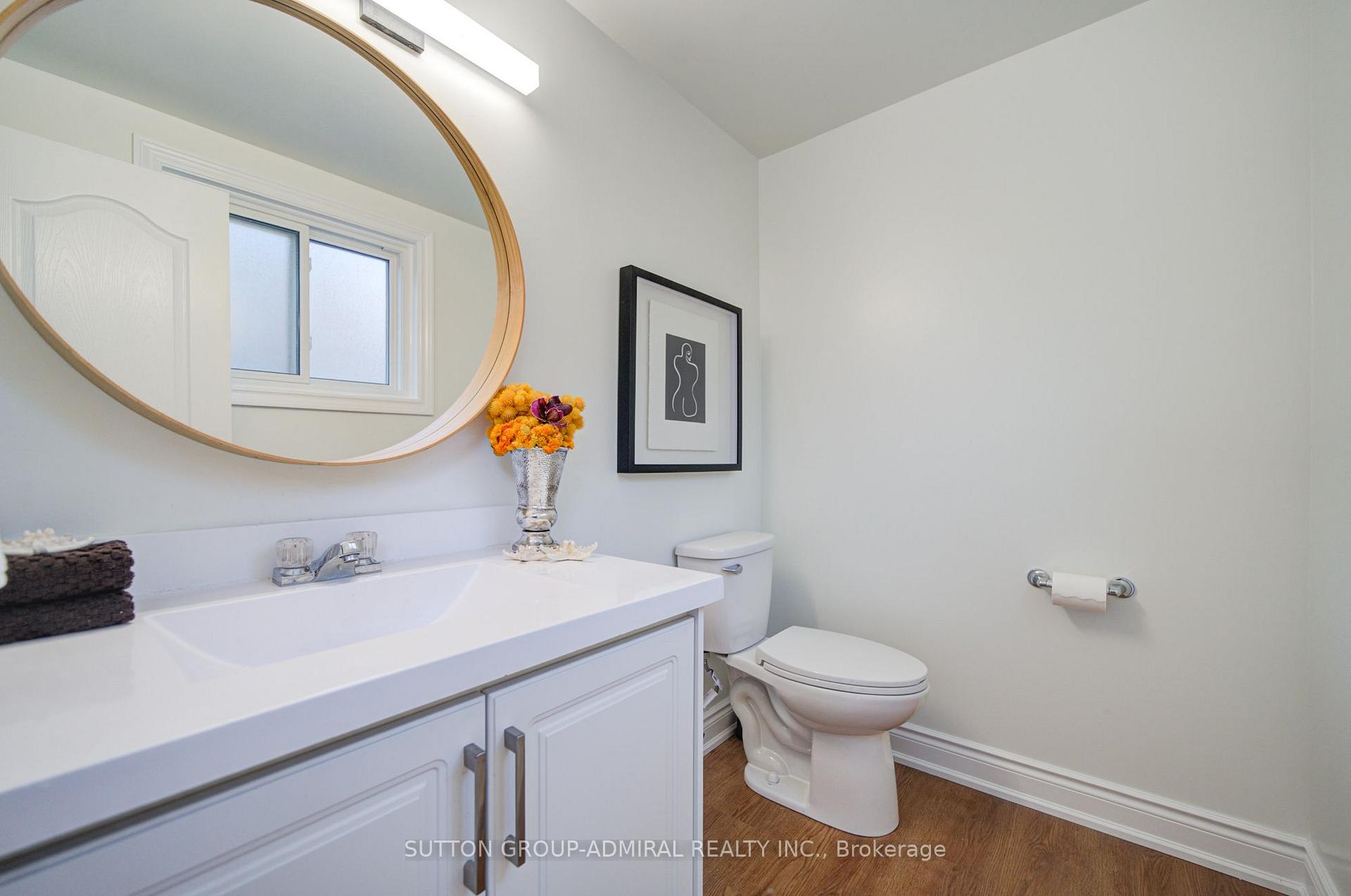 Photo 34 of 78 Clayhall Crescent, North York, York University Heights — HOMEH