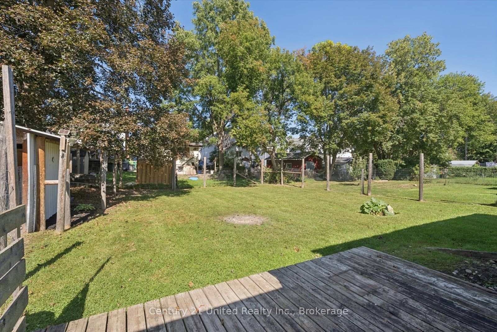 Photo 28 of 584 Wolfe Street, Peterborough, Town Ward 3 — HOMEH