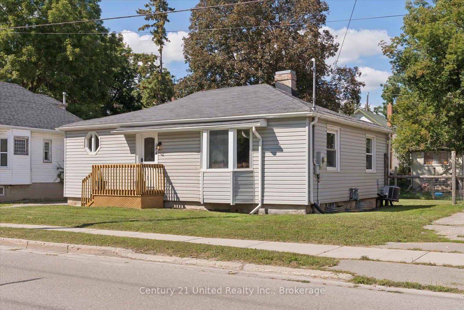 Photo 31 of 584 Wolfe Street, Peterborough, Town Ward 3 — HOMEH