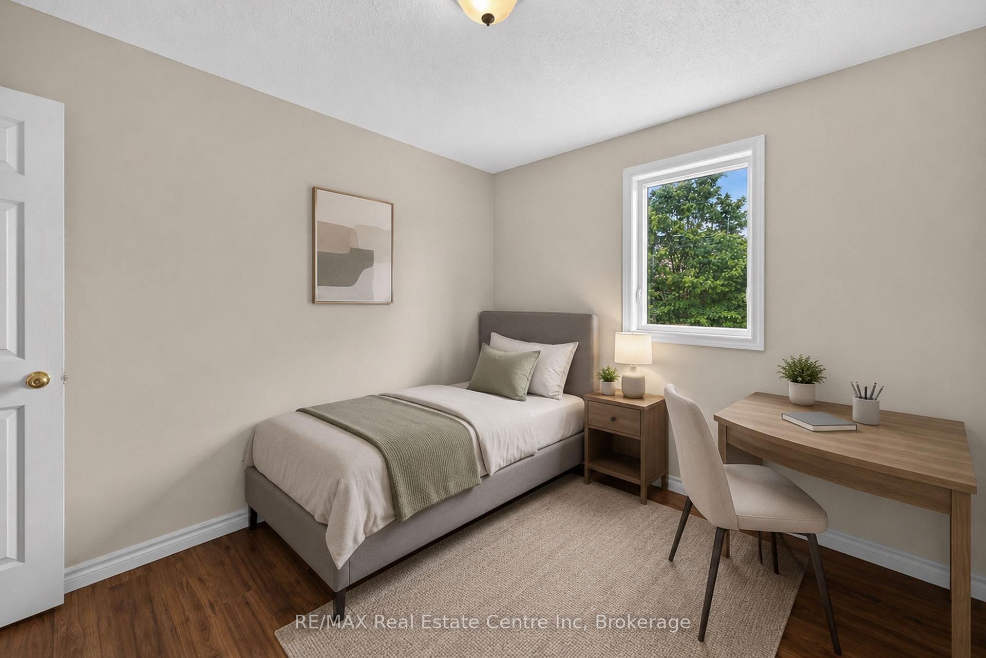 Photo 28 of 30 Vaughan Street, Guelph, Clairfields/Hanlon Business Park — HOMEH