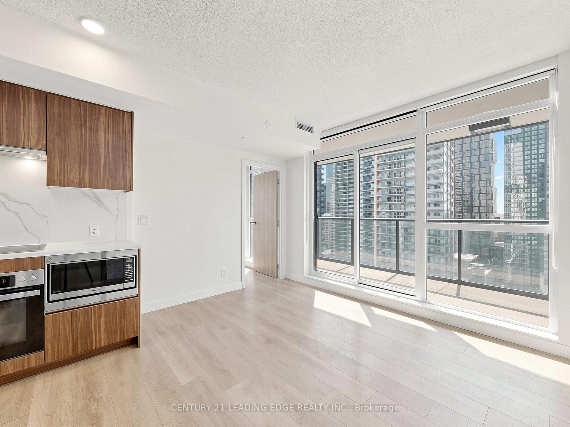 Photo 5 of Unit 2606, 38 Widmer Street, Toronto, Waterfront Communities — HOMEH