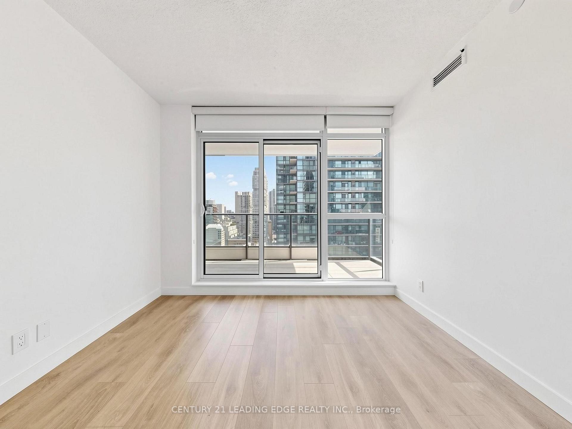 Photo 13 of Unit 2606, 38 Widmer Street, Toronto, Waterfront Communities — HOMEH